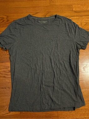 STANDARD-FIT PREMIUM WASH CREW-NECK T-SHIRT